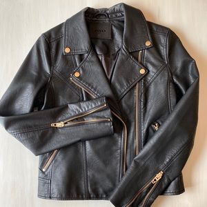 BLANK NYC Faux Leather Jacket, SM, Gold metal